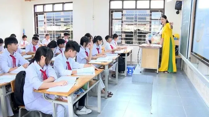 Trường học ở Quảng Ninh đã khắc phục hậu quả bão số 3 để học sinh ổn định học tập trở lại