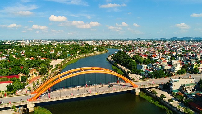 Hà Nam giao 5.000m2 đất xây trường học cho con công nhân